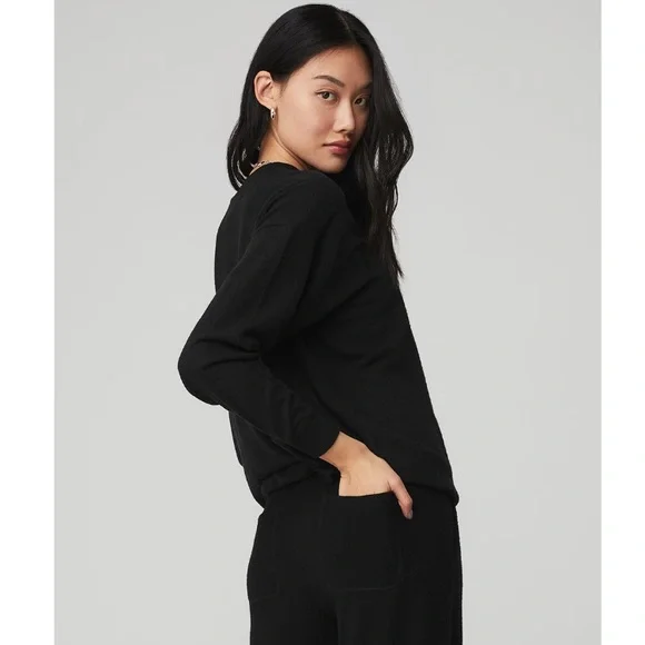 BNWT ALO Yoga Soho Pullover L Black SEALED! - Picture 2 of 8